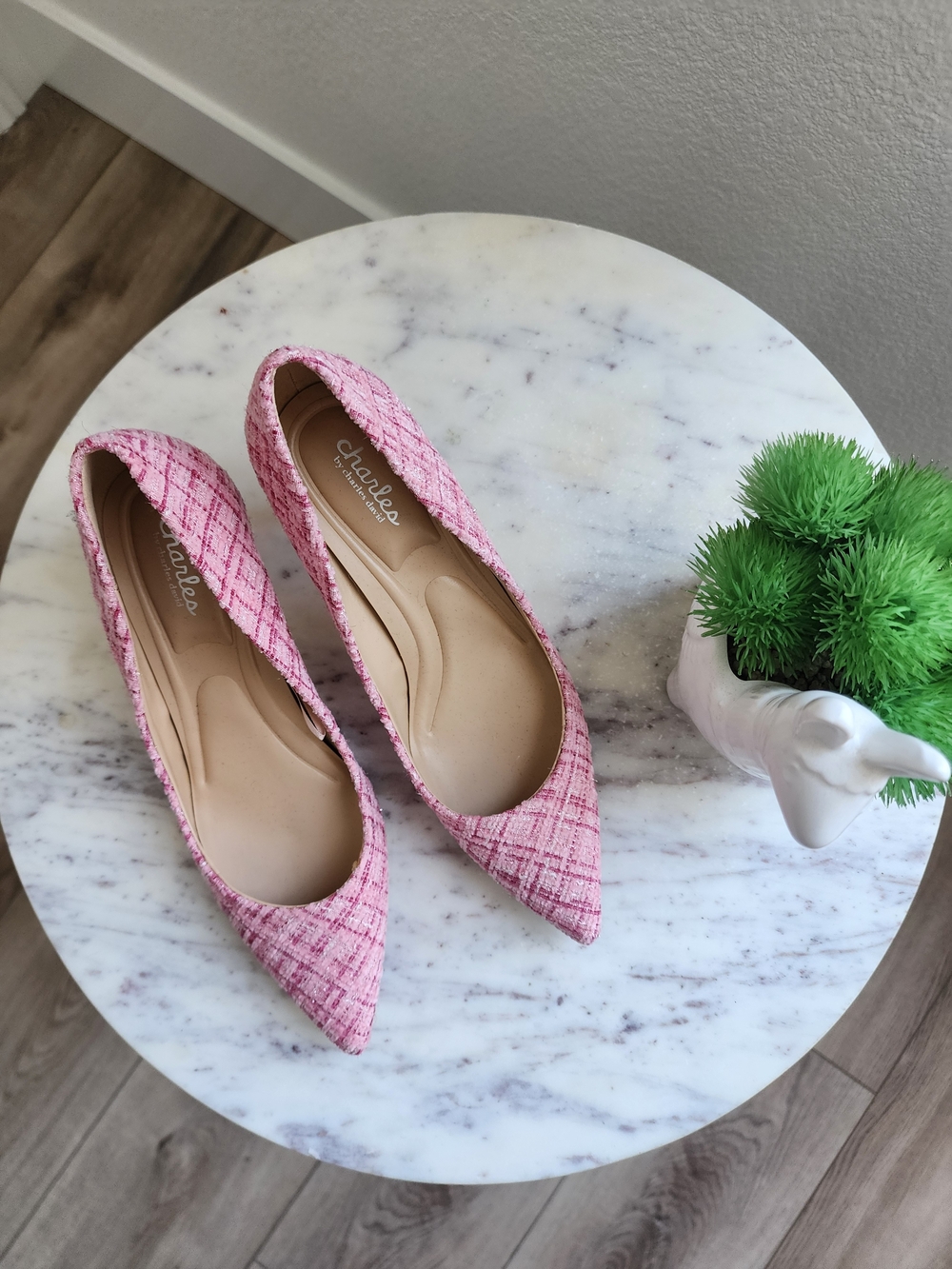 Charles By Charles David - Pink Tweed Pointed-Toe Women’s Pumps - Picture 4 of 4